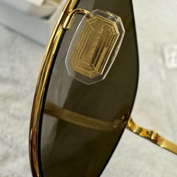 NIB AUTHENTIC Boucheron Gold Aviator Sunglasses - Picture 5 of 10